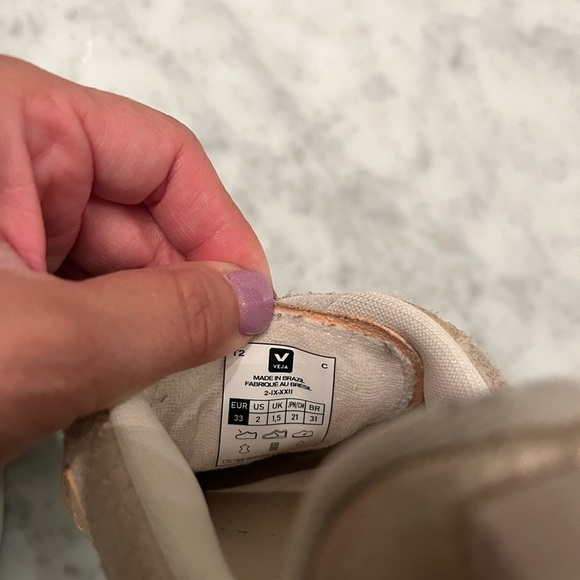 KIDS VEJA SNEAKERS - Picture 7 of 10